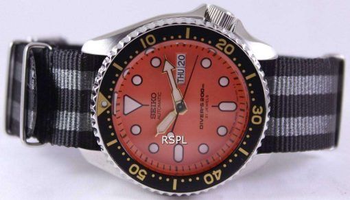 Seiko Automatic Divers 200M NATO Strap SKX011J1-NATO1 Mens Watch