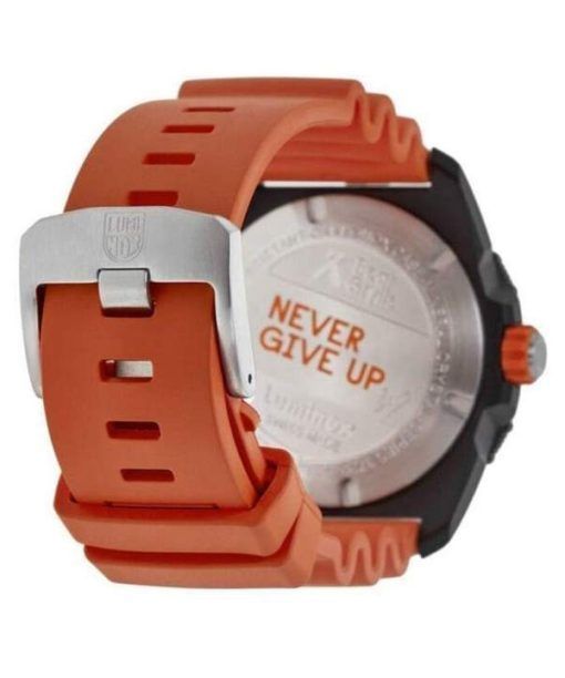 Luminox Bear Grylls Survival Never Give Up Limited Edition 검은색 다이얼 쿼츠 다이버&#39,s XB.3729.NGU 200M 남성용 시계